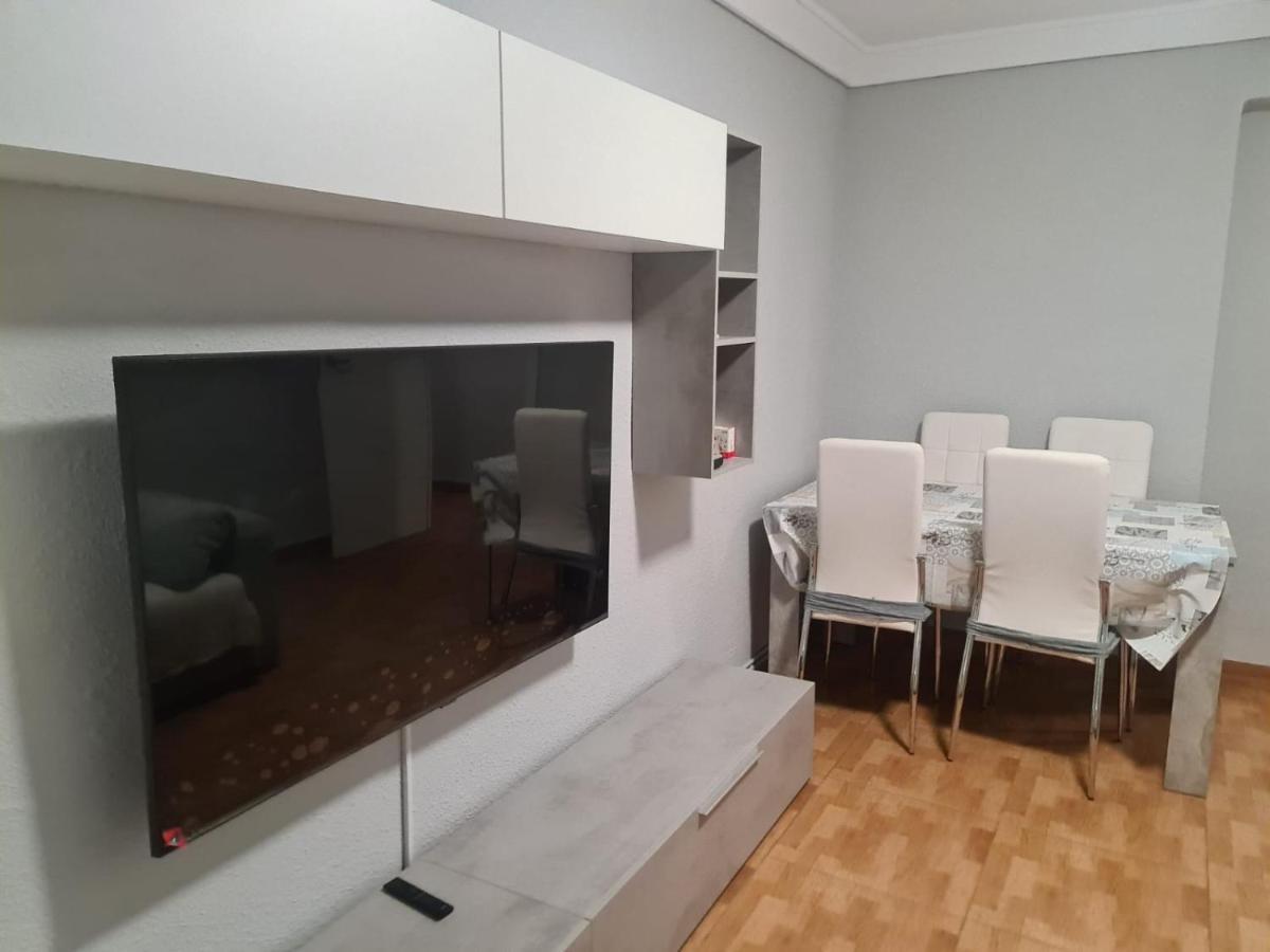Apartamento Zaragoza Plaza Europa Exteriör bild